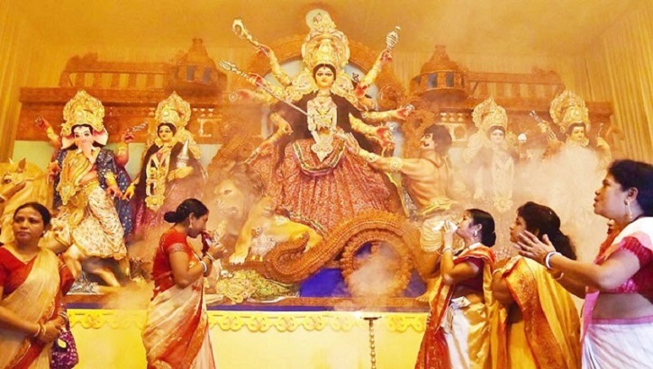 কাল ষষ্ঠী পূজার মধ্যদিয়ে শুরু হচ্ছে শারদীয় দুর্গা উৎসব কাল ষষ্ঠী পূজার মধ্যদিয়ে শুরু হচ্ছে শারদীয় দুর্গা উৎসব