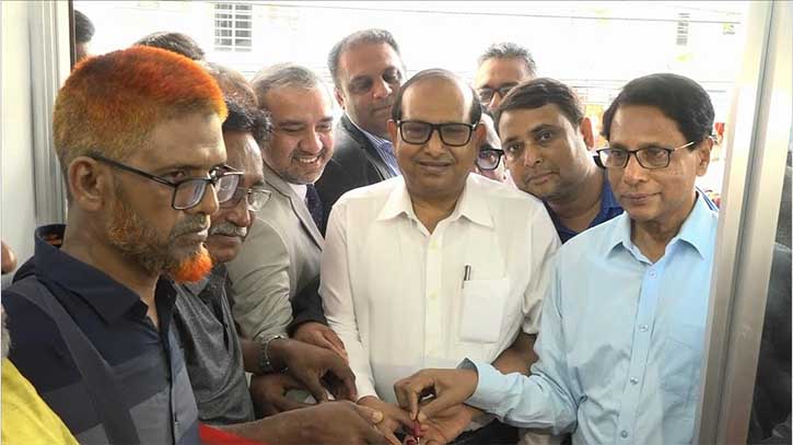 ভারতীয় এ্যাপোলো হাসপাতালের তথ্য কেন্দ্র কুষ্টিয়ায় উদ্বোধন ভারতীয় এ্যাপোলো হাসপাতালের তথ্য কেন্দ্র কুষ্টিয়ায় উদ্বোধন