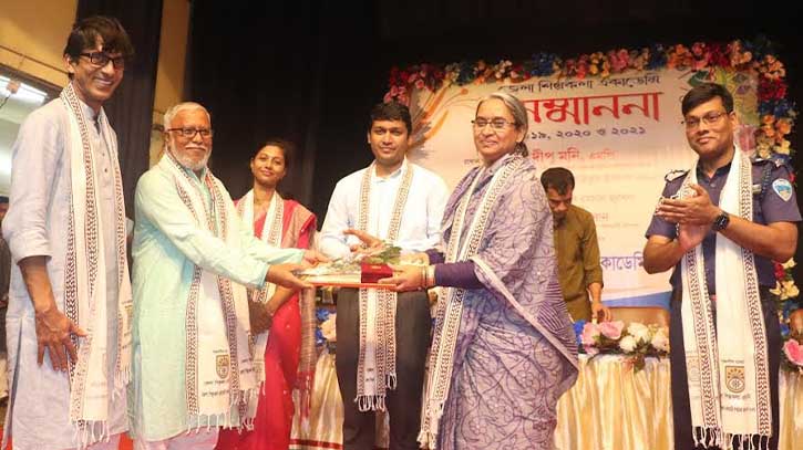 নতুন প্রজন্মকে প্রযুক্তিতে দক্ষ ও যোগ্য করে তোলার আহ্বান নতুন প্রজন্মকে প্রযুক্তিতে দক্ষ ও যোগ্য করে তোলার আহ্বান