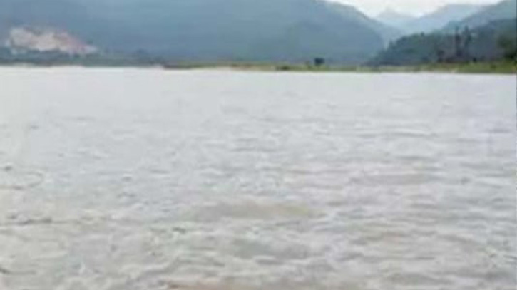 দ্রুত বাড়ছে সিলেটে নদ-নদীর পানি দ্রুত বাড়ছে সিলেটে নদ-নদীর পানি