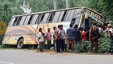 চলন্ত বাসে ডাকাতি-ধর্ষণ: আরও দুজন গ্রেফতার