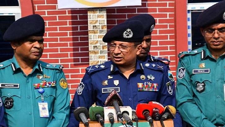 আগুন সন্ত্রাস রুখতে প্রস্তুত আইনশৃঙ্খলা বাহিনী : আইজিপি আগুন সন্ত্রাস রুখতে প্রস্তুত আইনশৃঙ্খলা বাহিনী : আইজিপি