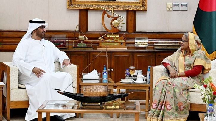 নবায়নযোগ্য জ্বালানি খাতে বিনিয়োগে আগ্রহী আমিরাত নবায়নযোগ্য জ্বালানি খাতে বিনিয়োগে আগ্রহী আমিরাত