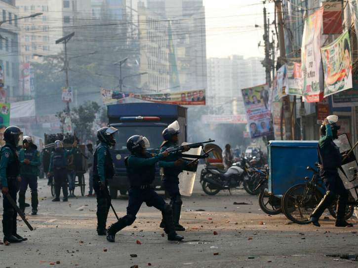 জুলাই আন্দোলনের ছাত্র হত্যা॥ শাস্তি পেতে যাচ্ছেন কয়েক হাজার পুলিশ