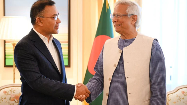 ড. ইউনূস ও তারেক রহমানের ‘ওয়ান টু ওয়ান’ বৈঠক শেষ ড. ইউনূস ও তারেক রহমানের ‘ওয়ান টু ওয়ান’ বৈঠক শেষ