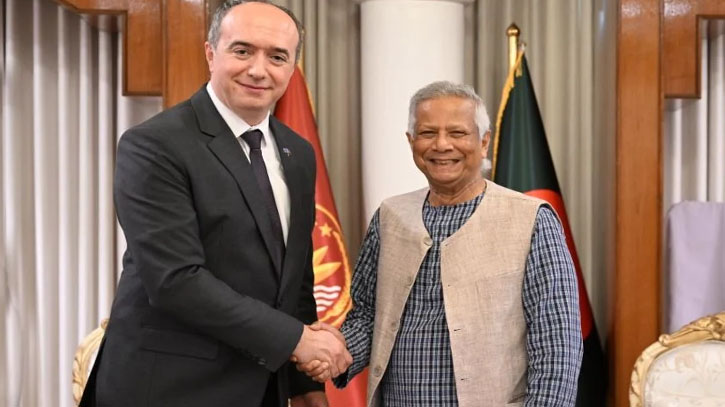 প্রধান উপদেষ্টার সঙ্গে কসোভোর রাষ্ট্রদূতের সাক্ষাৎ প্রধান উপদেষ্টার সঙ্গে কসোভোর রাষ্ট্রদূতের সাক্ষাৎ
