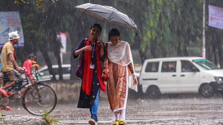চার বিভাগে ভারী বৃষ্টির আভাস, তাপমাত্রা অপরিবর্তিত চার বিভাগে ভারী বৃষ্টির আভাস, তাপমাত্রা অপরিবর্তিত
