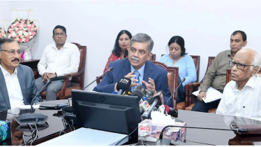 শিক্ষার্থীরা যাতে দেশের ভেতরেই ভবিষ্যত দেখতে পায়
