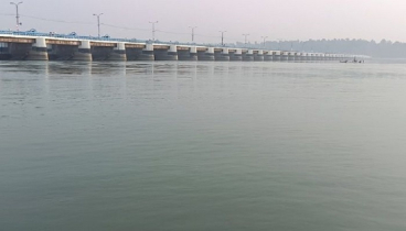 সমঝোতার পথে এগোলেই লাভবান হবে বাংলাদেশ–ভারত