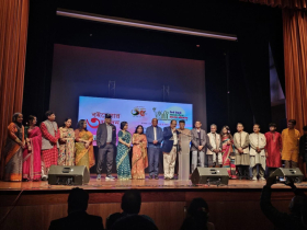 ৩৫তম নিউ ইয়র্ক আন্তর্জাতিক বাংলা বইমেলার বর্ণাঢ্য সমাপ্তি ৩৫তম নিউ ইয়র্ক আন্তর্জাতিক বাংলা বইমেলার বর্ণাঢ্য সমাপ্তি