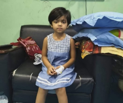 আদ দ্বীন হাসপাতালের অভিজ্ঞতা নিয়ে এক নারীর মানবিক প্রতিক্রিয়া আদ দ্বীন হাসপাতালের অভিজ্ঞতা নিয়ে এক নারীর মানবিক প্রতিক্রিয়া
