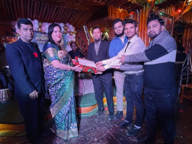 জন্মদিনে ছাত্রছাত্রী ও শিল্পীদের ভালোবাসায় সিক্ত কাজল রেখা