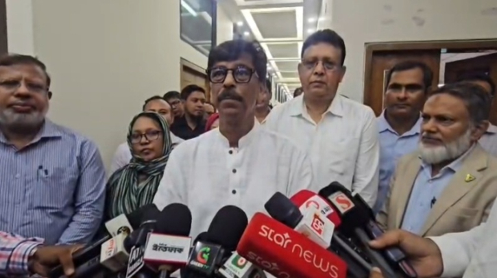 ব্লাক বেঙ্গল পালনের মাধ্যমে প্রান্তিক জনগোষ্ঠী স্বাবলম্বী করা হবে