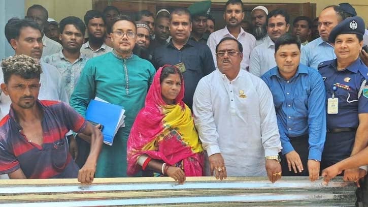 পলিশ করা চকচকে চাল বাজারে থাকবে না : খাদ্যমন্ত্রী পলিশ করা চকচকে চাল বাজারে থাকবে না : খাদ্যমন্ত্রী