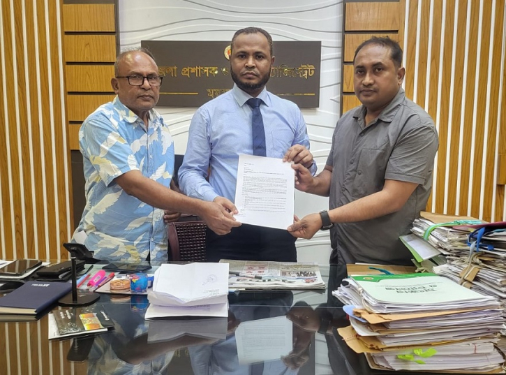 বাজার তদারকিতে ব্যবসায়ী সিন্ডিকেটের ভয়ভীতি বন্ধে স্মারকলিপি