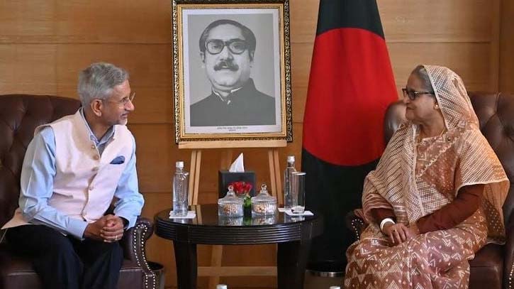 প্রধানমন্ত্রীর সঙ্গে সৌজন্য সাক্ষাত জয়শঙ্করের প্রধানমন্ত্রীর সঙ্গে সৌজন্য সাক্ষাত জয়শঙ্করের