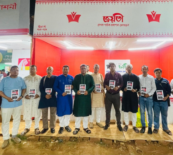 মেলায় এসেছে শিহাব শহিদুলের গল্পগ্রন্থ নগরঘড়ি ও সুবোধ। প্রথম বইয়ে মাতোয়ারা পাঠক, সমালোচক